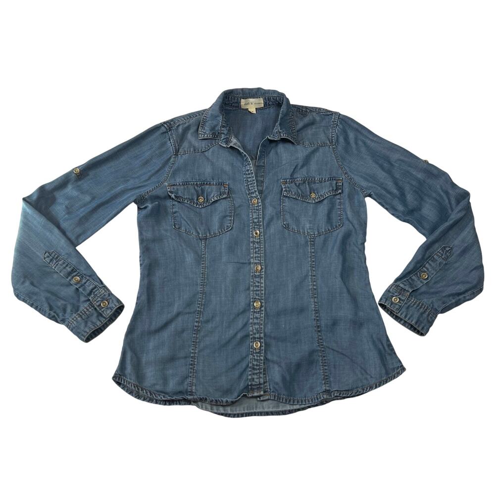 Cloth & Stone Chambray Button Up Shirt Size Medium Casual Lightweight Classic